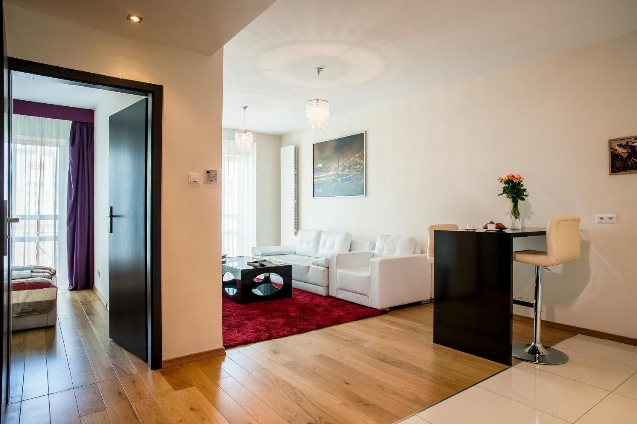 Platinum Towers Luxury Apartments Warsaw Exterior photo